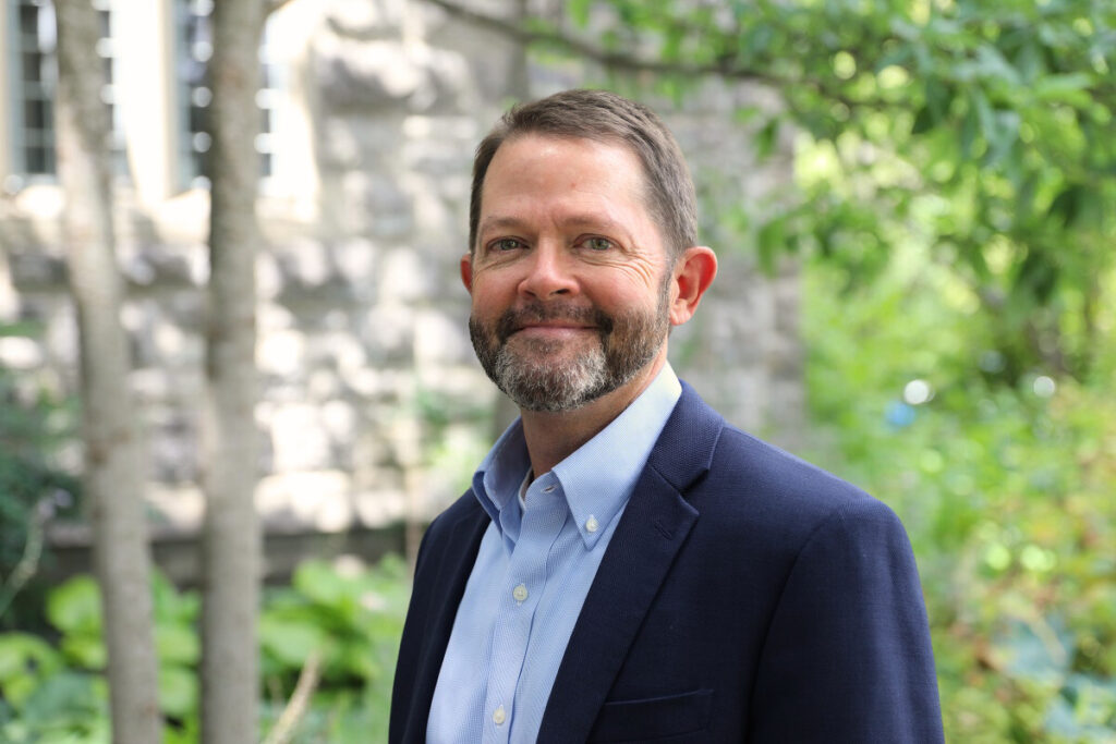 Dr. Tom Thompson